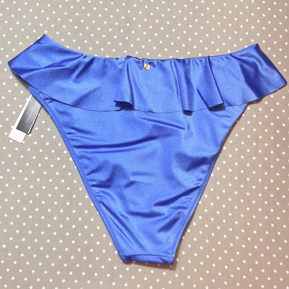 Victoria’s Secret 2 Pc Bikini Set - Picture 5 of 7